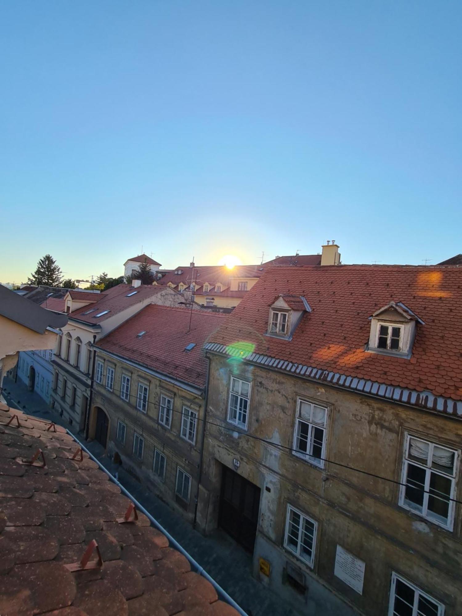 Old Town Cabin Apartment زغرب المظهر الخارجي الصورة